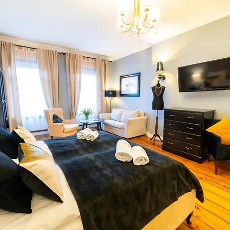 アパート Pod Zegarem *