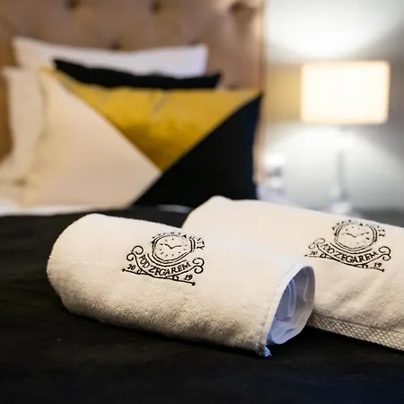 アパート Pod Zegarem *