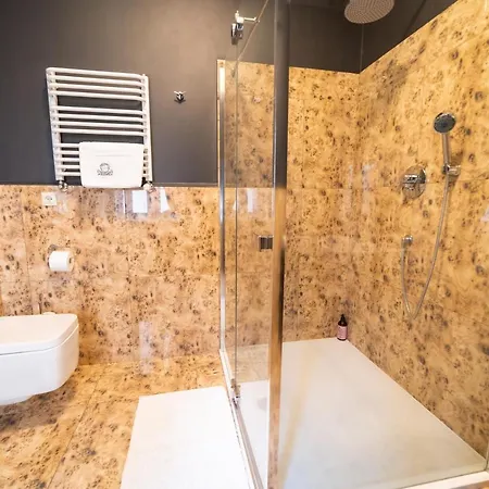 Pod Zegarem アパート